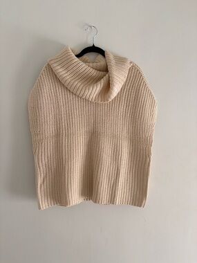 Suzy Shier Cream Chunky Knit Sweater Vest XL Cowl Neck Aritzia Style Cozy